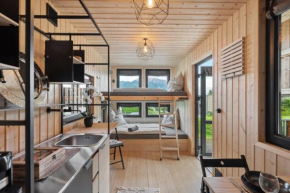 FENUS Tinyhouse in malerischer Landschaft Fruemsen